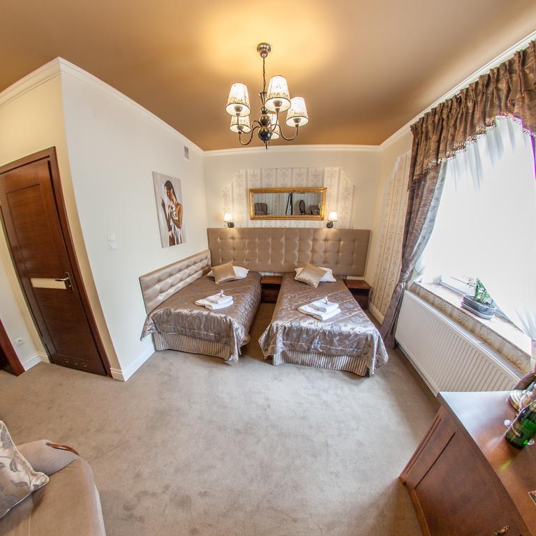 Hotel Fryderyk Rzeszów Eksteriør billede